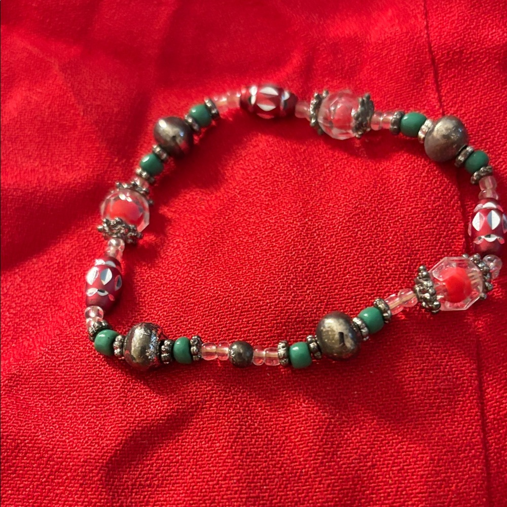 Elegant stretch Beaded Bracelet with Red and Green Accents